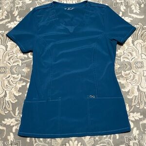Women’s Cherokee Infinity Round Neck Scrub Top